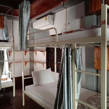 City Backpackers & Travel Luang Prabang Dış mekan fotoğraf
